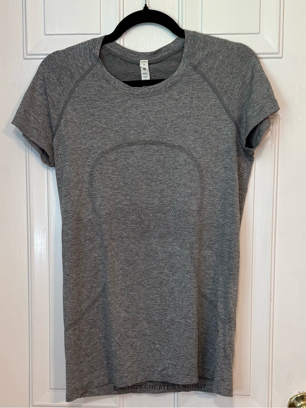 lululemon athletica Gray Seamless Short Sleeve Swiftly